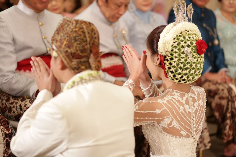 45-tradisi-dan-adat-pernikahan-unik-dari-penjuru-indonesia-1